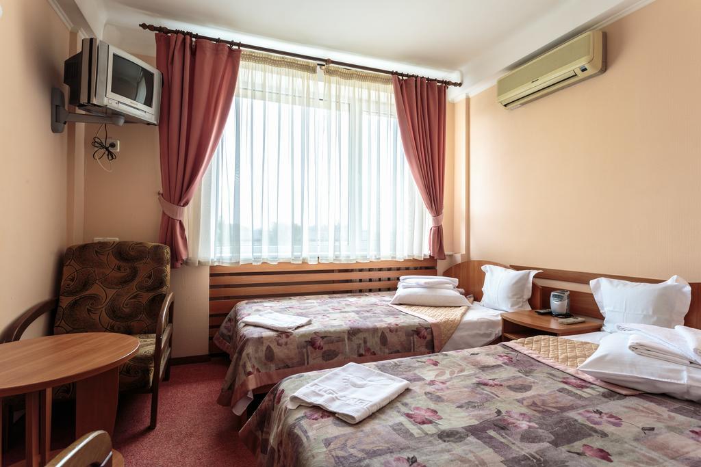 Druzhba Service Hotel Kijev Kültér fotó
